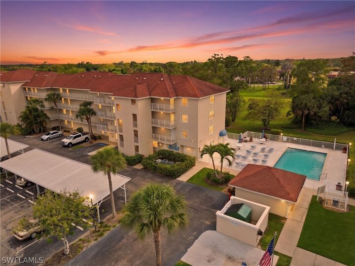 Property Photo:  481 Quail Forest Boulevard B210  FL 34105 