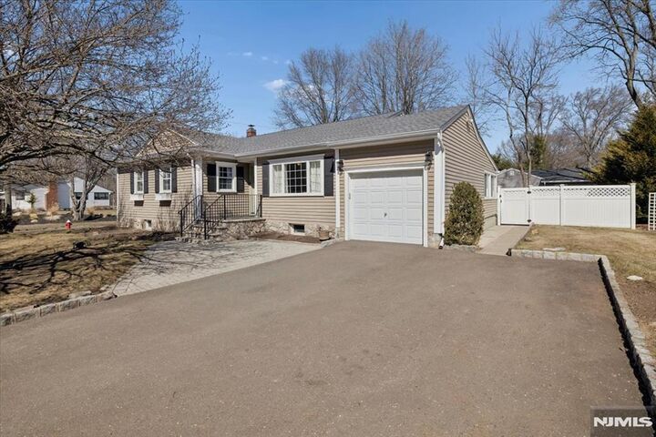 Property Photo:  629 Pulis Avenue  NJ 07430 