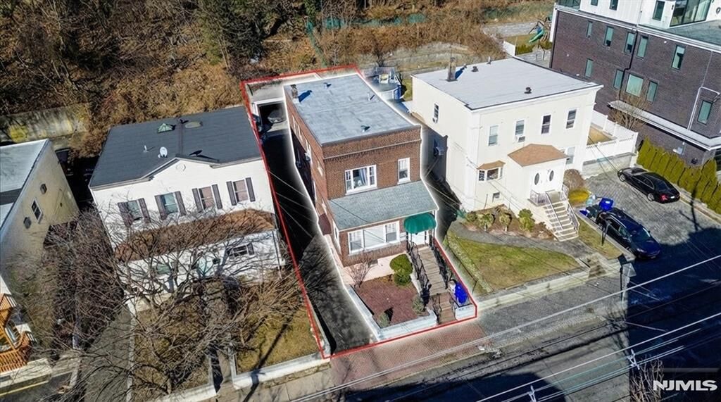 Property Photo: 436 Undercliff Avenue NJ 07020
