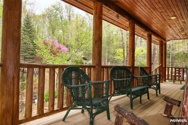 Property Photo:  31 Kent Road  NJ 07860 