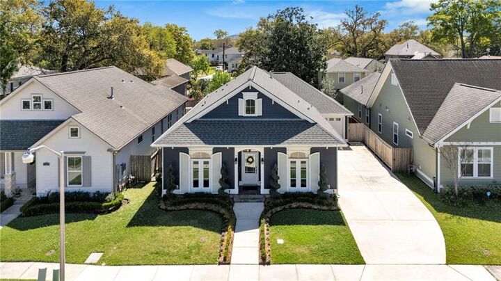 Property Photo:  9 Magnolia Place  LA 70121 