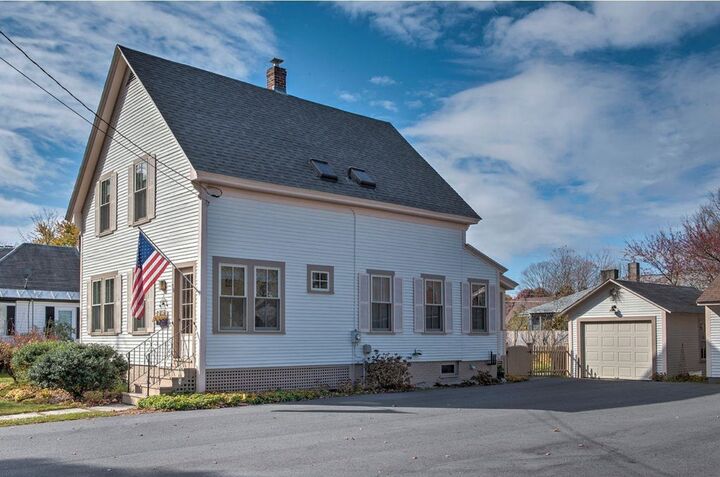 Property Photo:  30 Fairview Street  NH 03431 