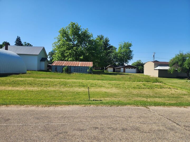 Property Photo:  209 E Main Street  MN 55967 