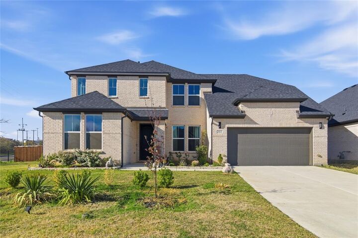 Property Photo:  203 Lennon Drive  TX 75065 