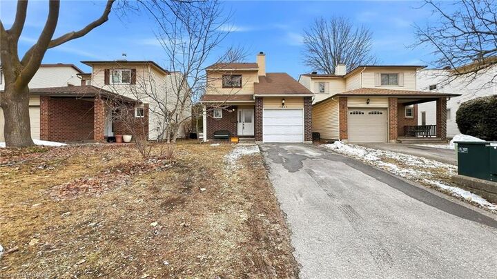 1445 Gaultois Avenue — photo 1