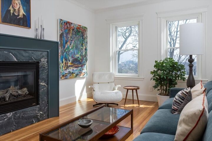 Property Photo:  95 Mason Terrace 6  MA 02446 