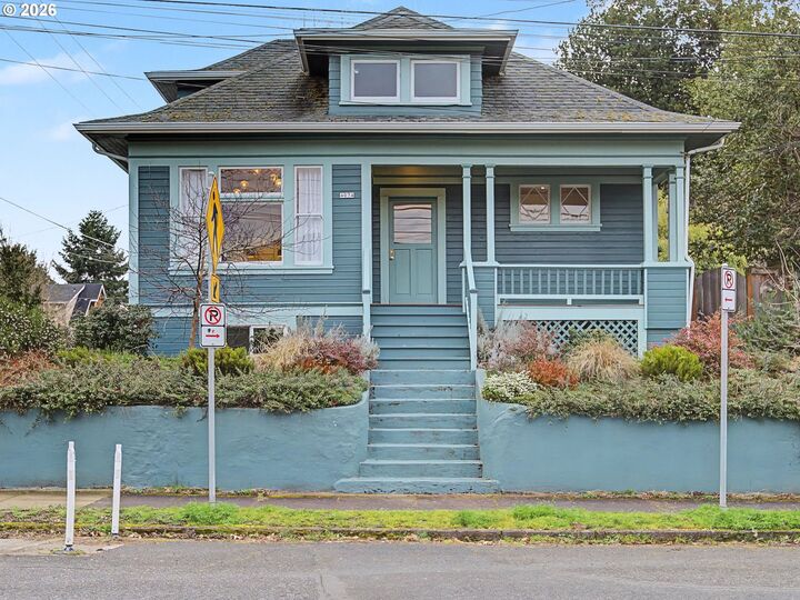 Property Photo: 4074 NE 7th Ave A&Ampb OR 97212