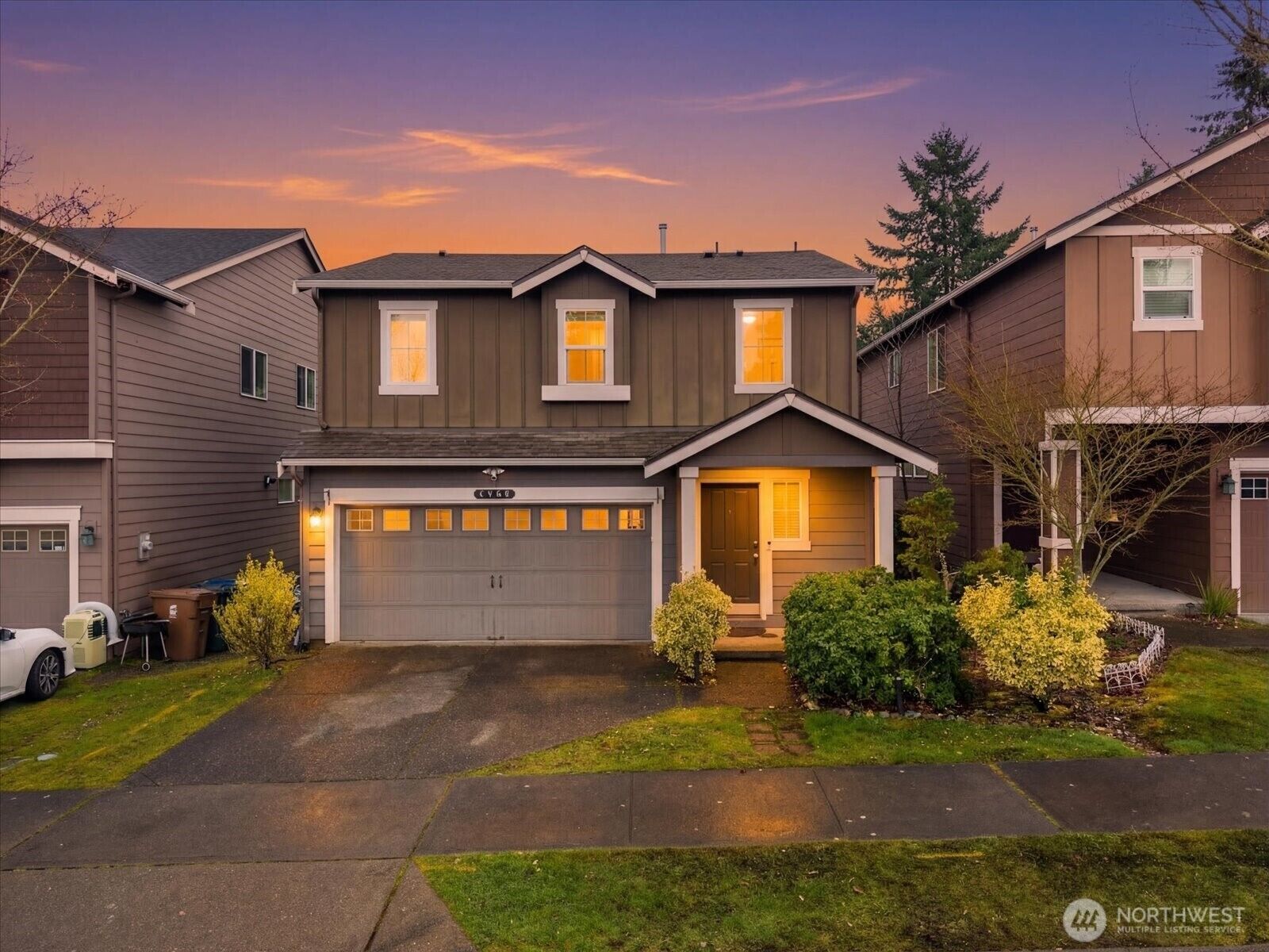 Property Photo: 4405 E Roosevelt Avenue WA 98404