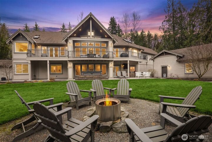 Property Photo:  24120  131st Avenue SE B  WA 98296 