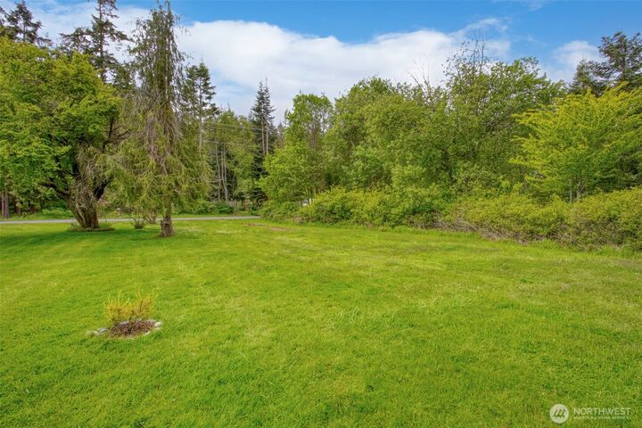 Property Photo:  961  49th Street  WA 98368 