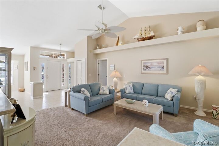 Property Photo:  6100 N Silver Palm Way  FL 34465 