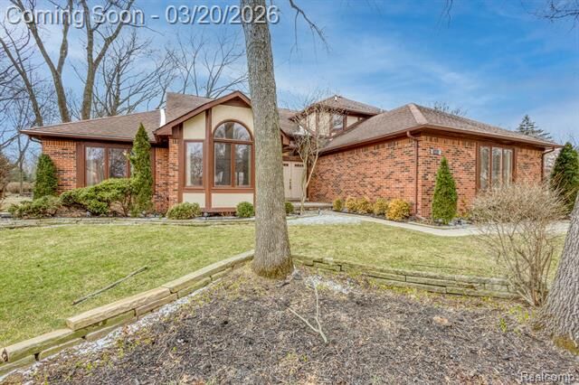 Property Photo:  1651 Redbud Drive  MI 48098 