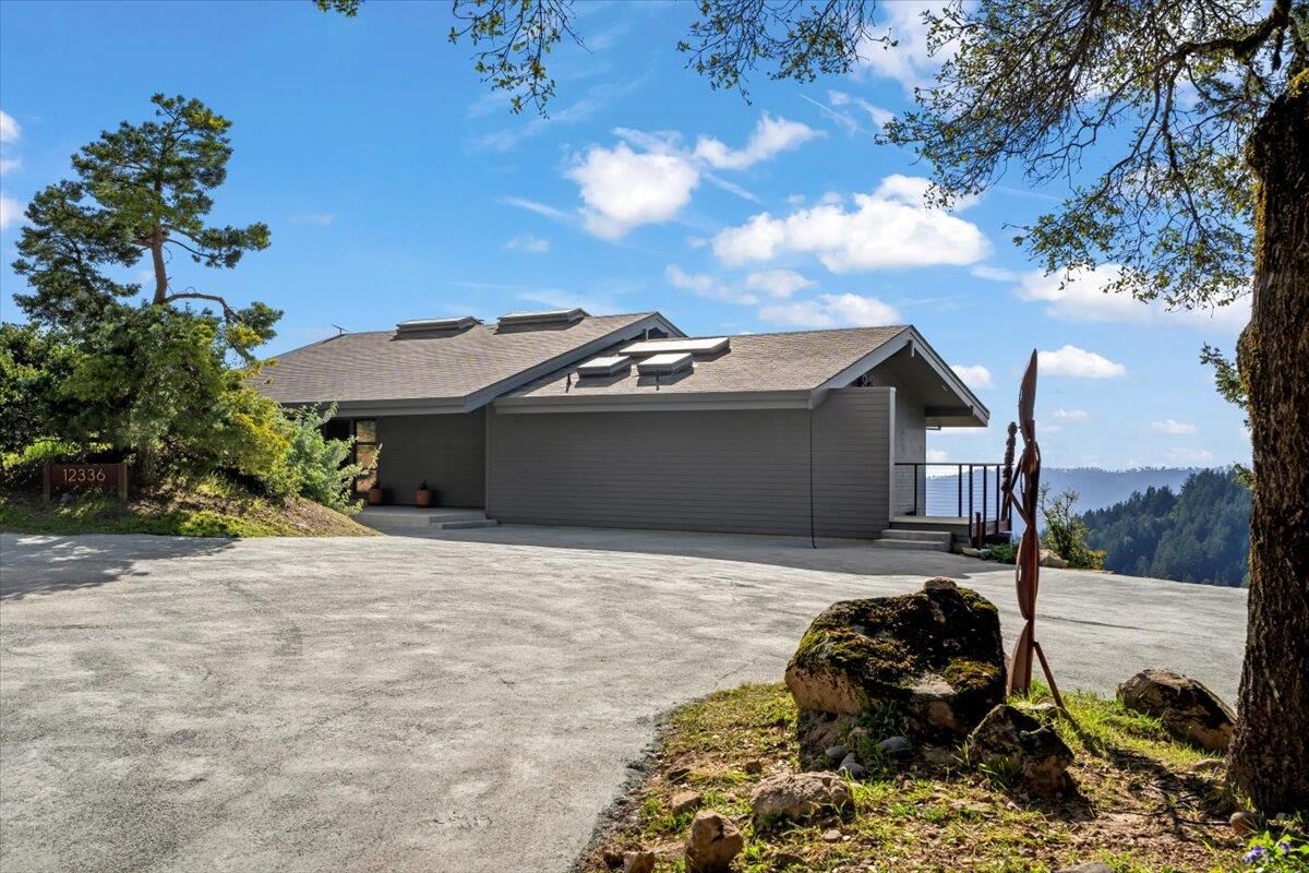 Property Photo: 12336 Indian Rock Way CA 95033