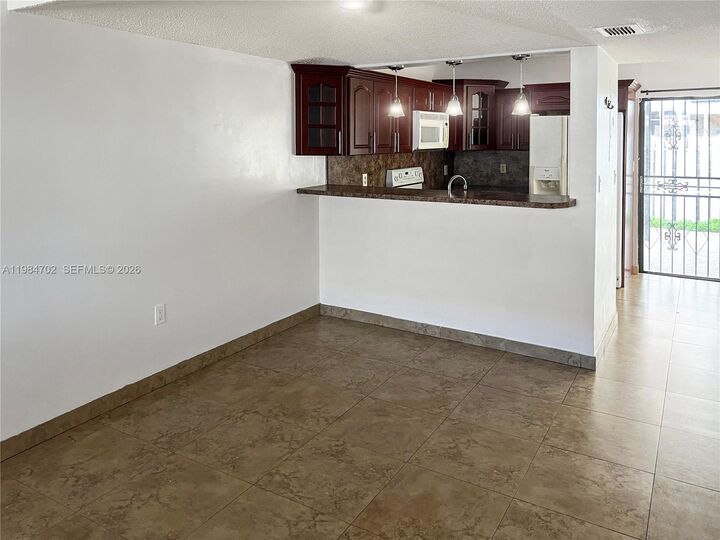 Property Photo:  5447 W 22nd Ct 5447  FL 33016 