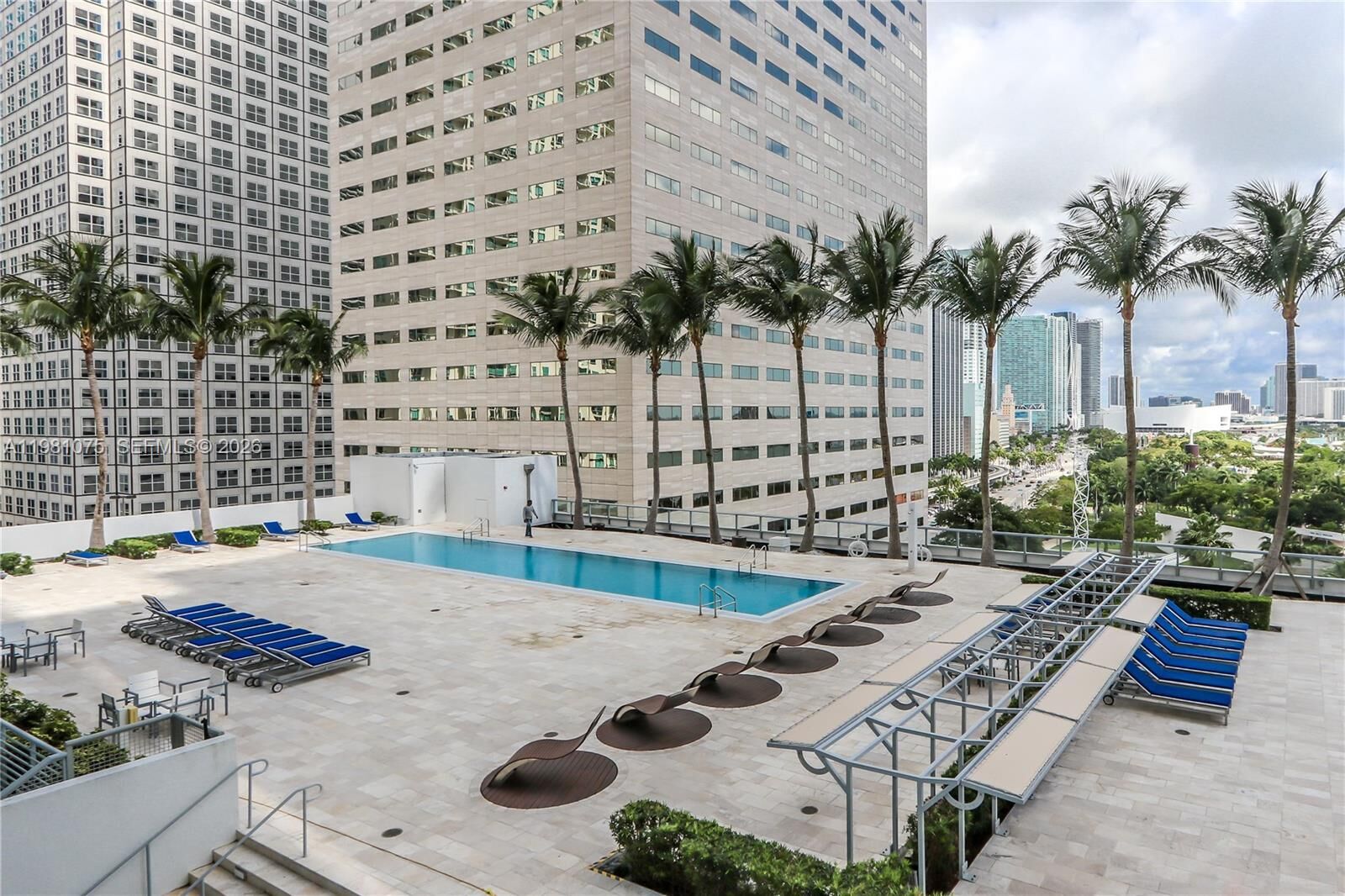 Property Photo: 325 S Biscayne Blvd 1220 FL 33131