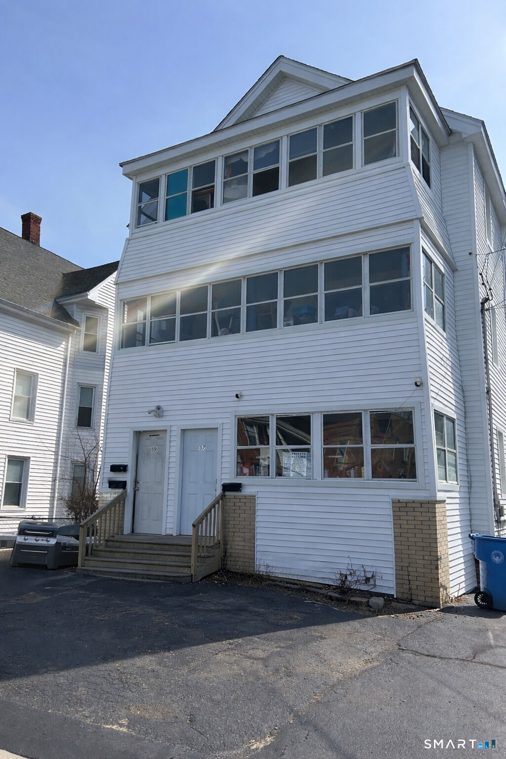 Property Photo:  59 Trinity Street  CT 06051 