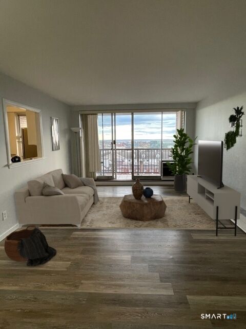 Property Photo:  65 Glenbrook Road Apt 12D  CT 06902 