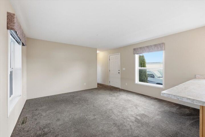 Property Photo:  1205 E Lyons Ave #18  WA 99208 