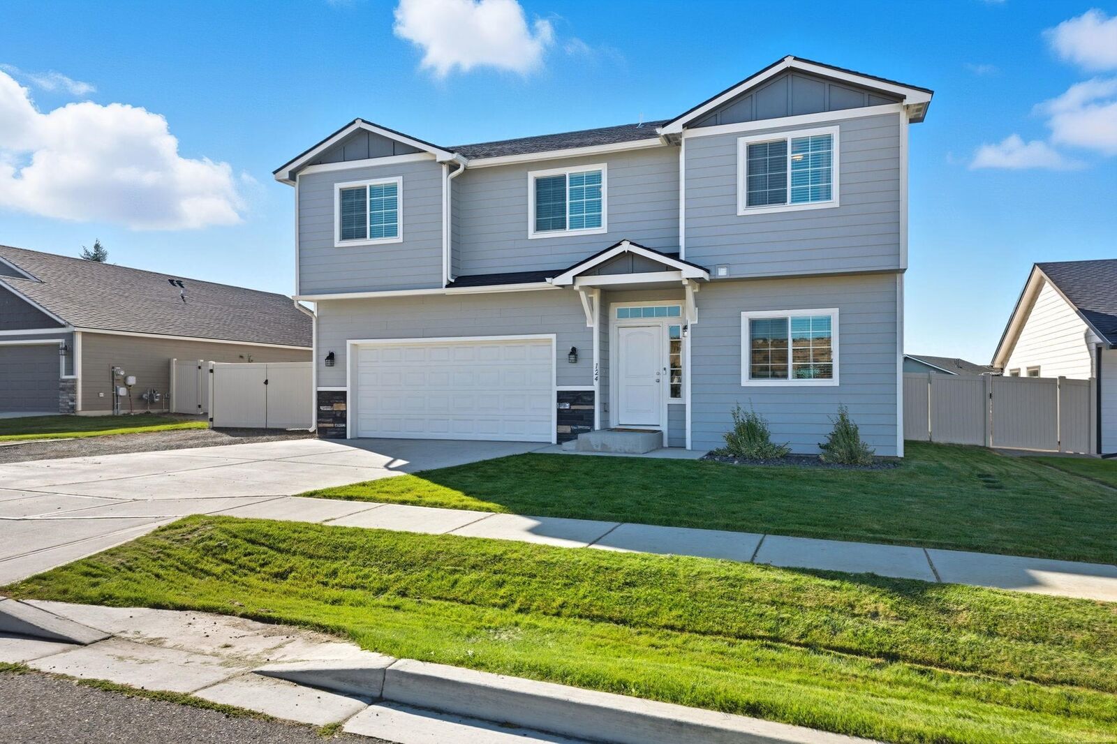 Property Photo: 124 S Willamette St WA 99016