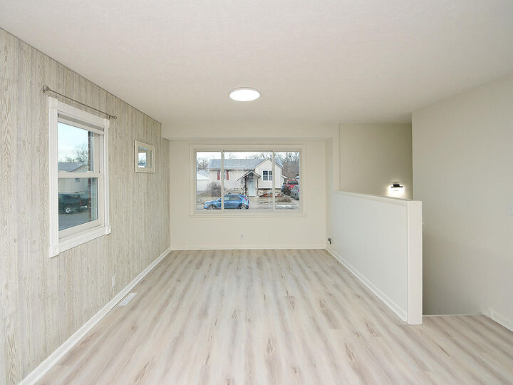 Property Photo: 1005 Cachelin Drive IA 51510