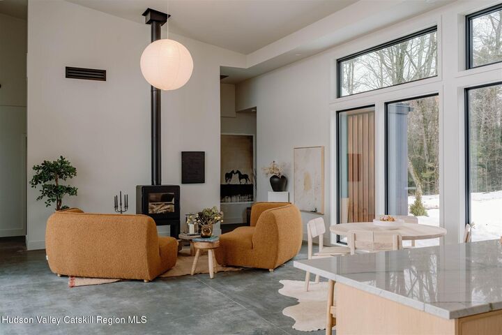 Property Photo:  11 Franklin  NY 12404 