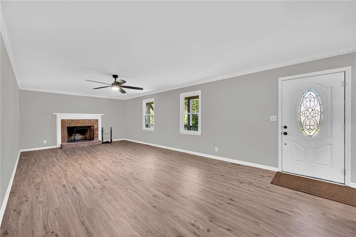 Property Photo:  1509 Crestview Road  SC 29642 