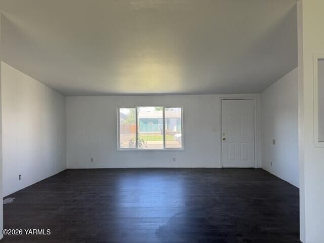 Property Photo:  6104 Crestfields Rd  WA 98903 