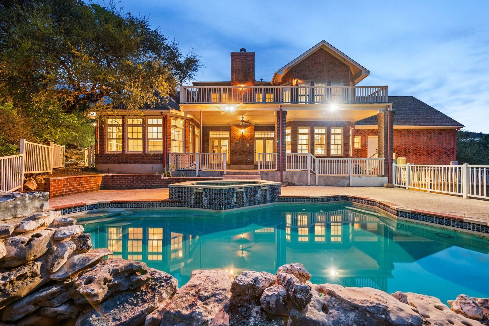 Property Photo: 901 Westlake Drive TX 78746