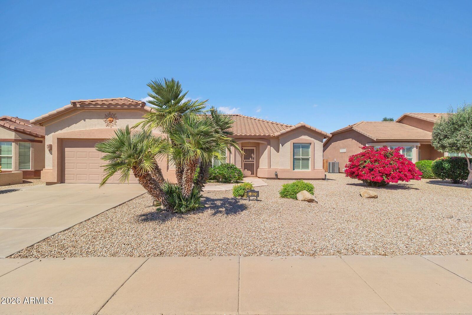 Property Photo:  3826 E Rolling Green Way  AZ 85249 
