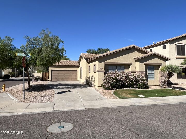 Property Photo:  416 W Copper Way  AZ 85225 