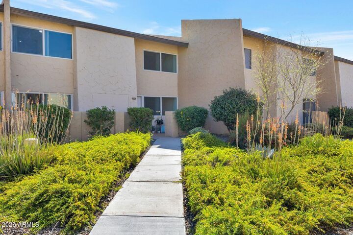 Property Photo: 8055 E Thomas Road E117 AZ 85251