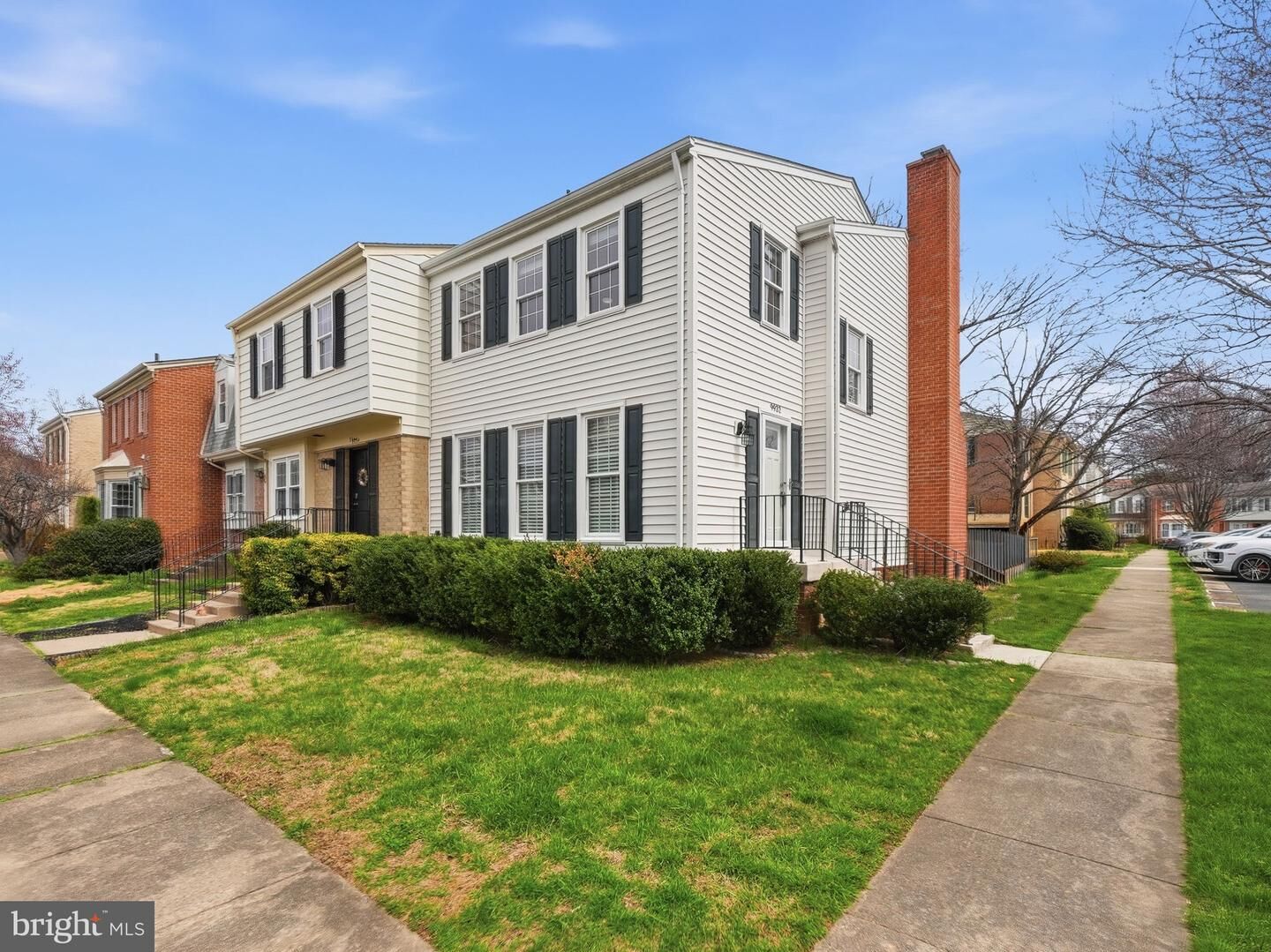 Property Photo:  9932 Longford Court  VA 22181 