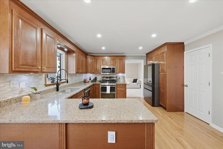 Property Photo:  13604 Gladwyn Court  VA 20151 