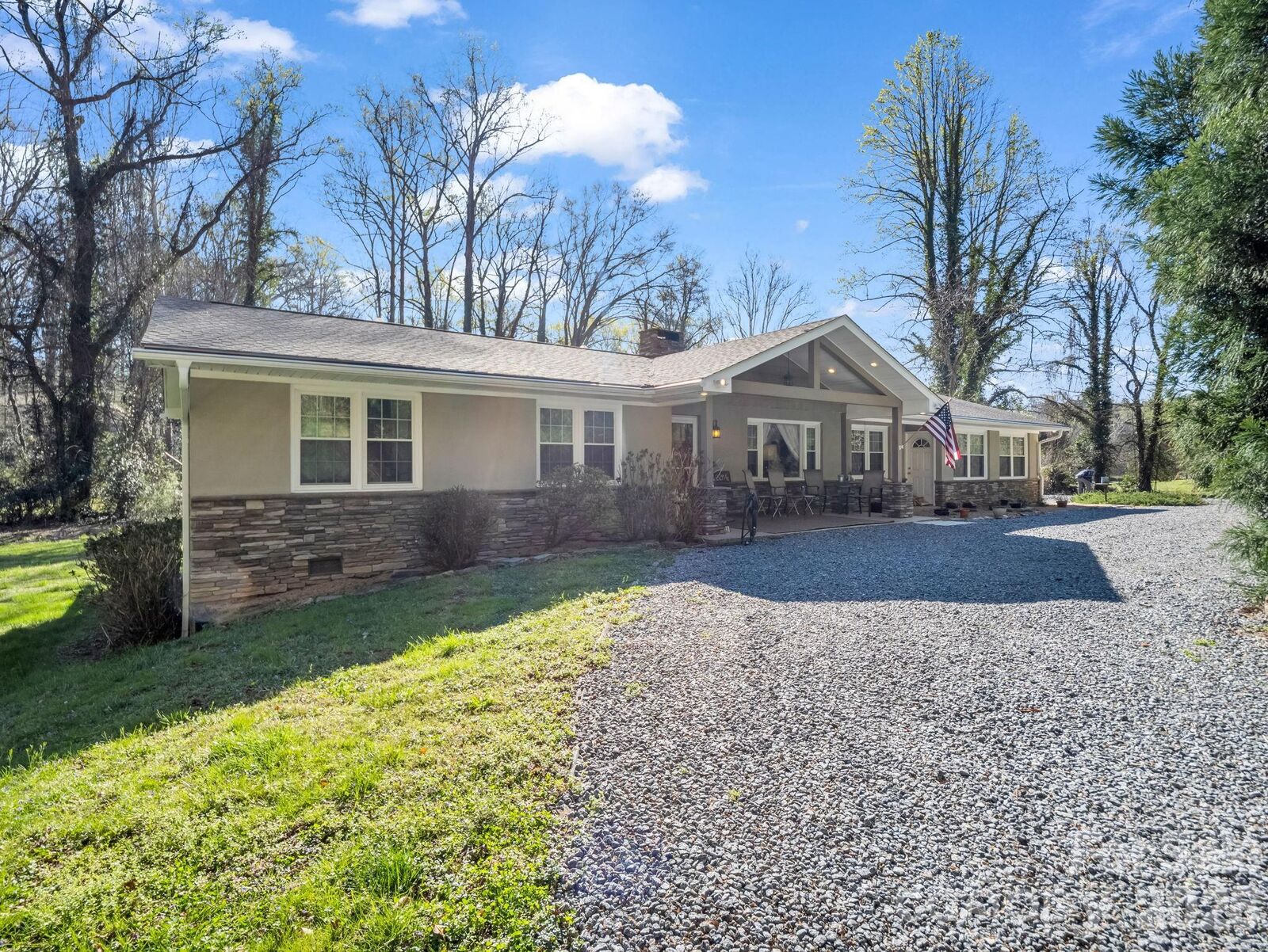 Property Photo:  260 Warrior Drive  NC 28782 