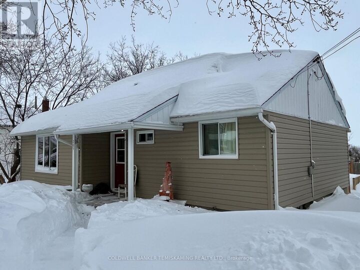 Property Photo:  285 Georgina Avenue  ON P0J 1K0 