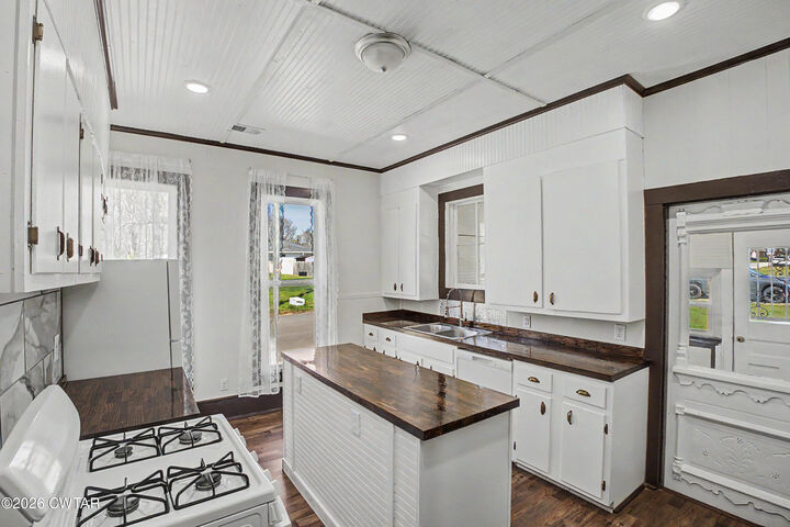 Property Photo: 435 Lexington Avenue TN 38301