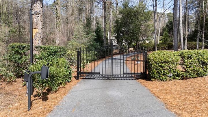 Property Photo:  1155 Crest Valley Drive NW  GA 30327 