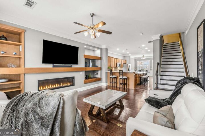 Property Photo:  307 Alderwood Lane 307  GA 30328 