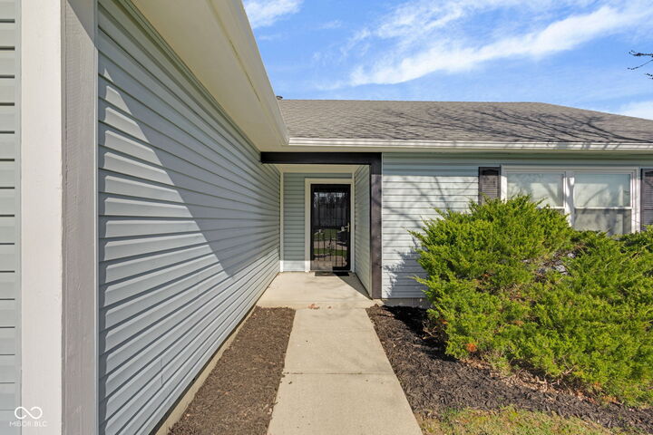 Property Photo:  9536 English Oak Drive  IN 46235 