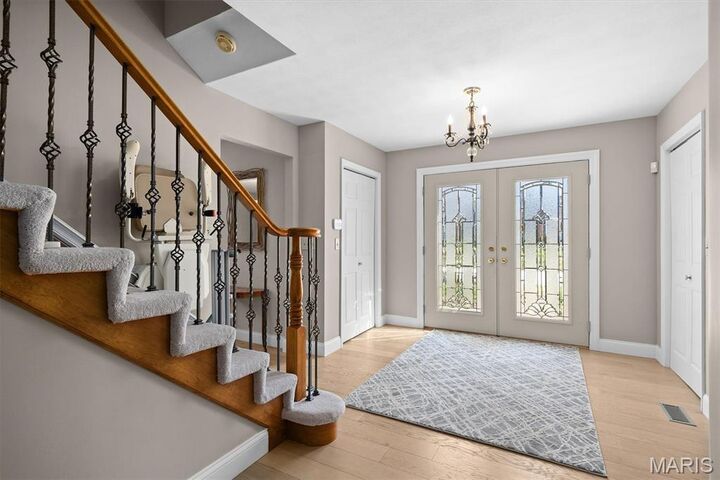 Property Photo: 26 Ravenwood Circle IL 62269