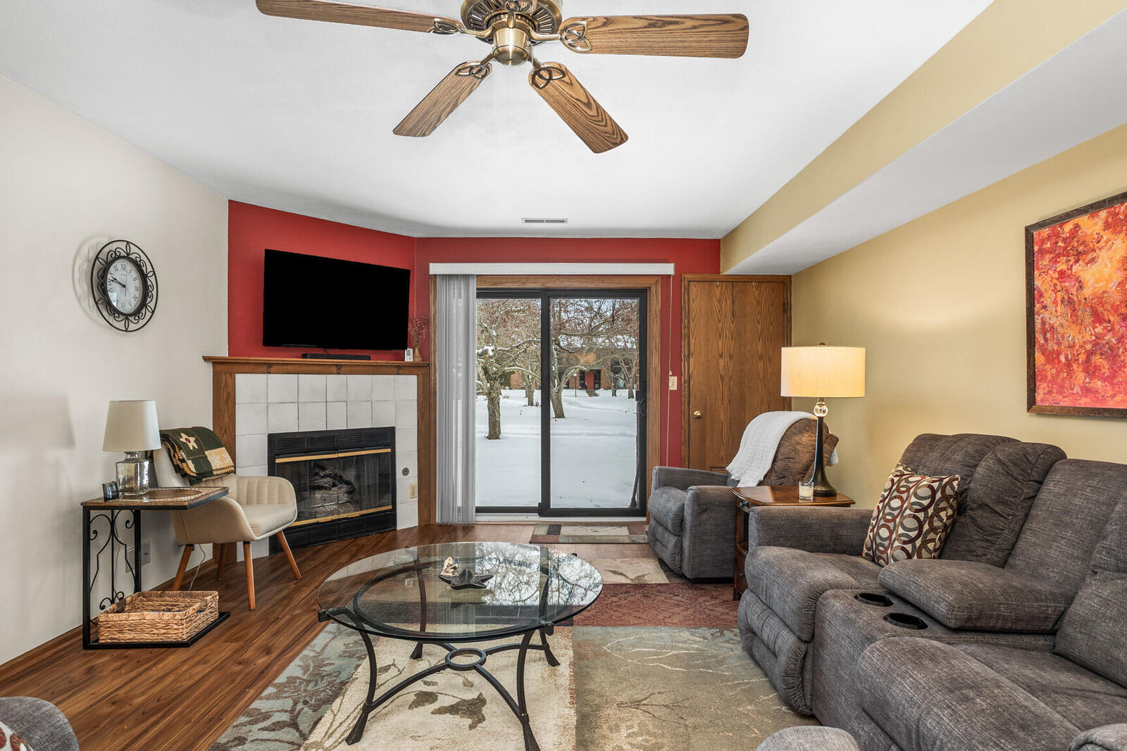 Property Photo:  358 Park Hill Dr B  WI 53072 
