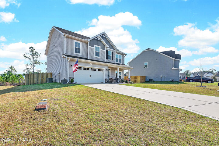 Property Photo: 406 Anchor Hitch Court NC 28460