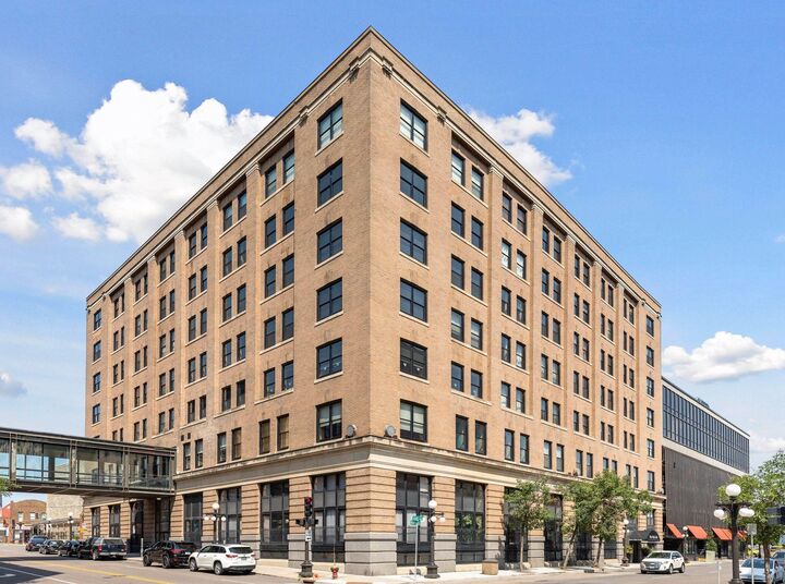 Property Photo:  406 Wacouta Street 216  MN 55101 