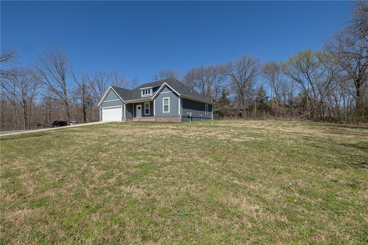 Property Photo: 12 Hobkirk Drive AR 72715