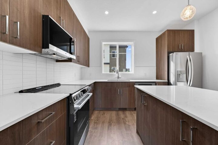132 Red Embers Link NE 908 — photo 1