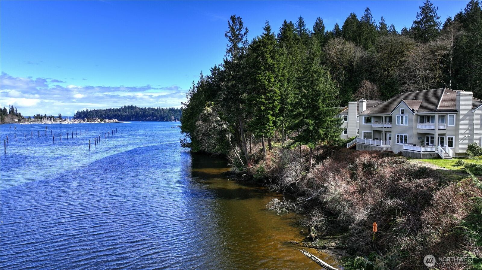 Property Photo:  91 N Chandler Ct C  WA 98365 
