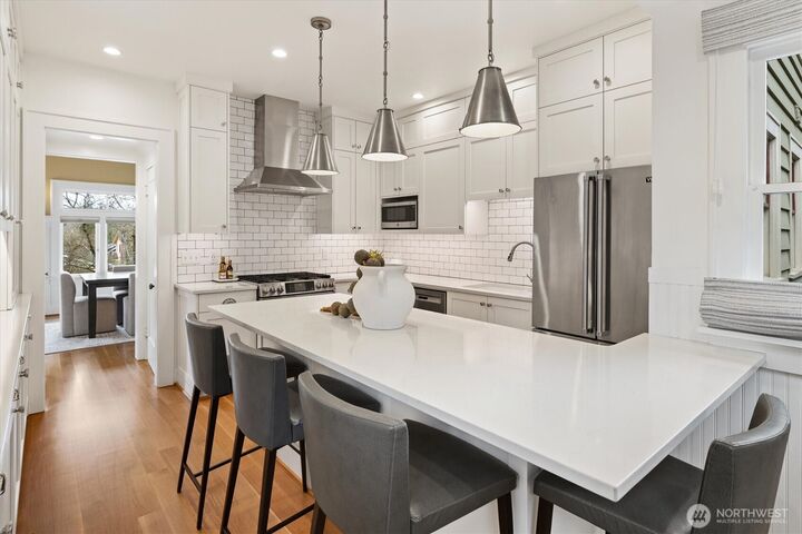 Property Photo:  6303  18th Avenue NE  WA 98115 