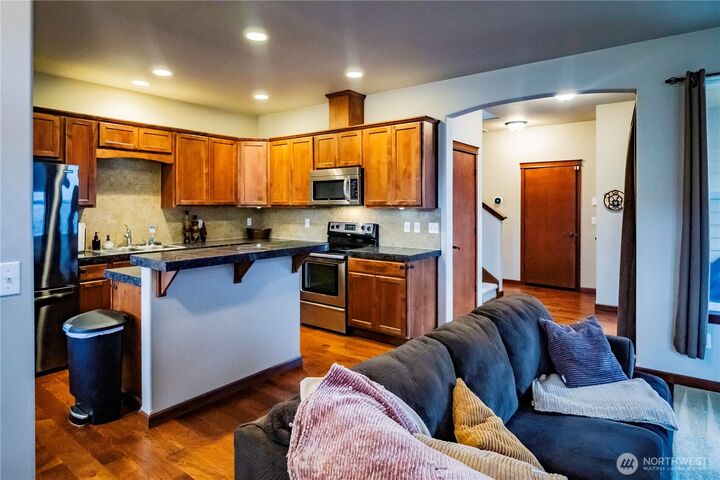 Property Photo:  4646  Rochelle Street SE  WA 98503 