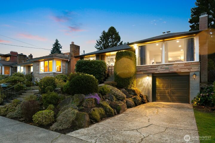 Property Photo:  2830  32nd Avenue W  WA 98199 