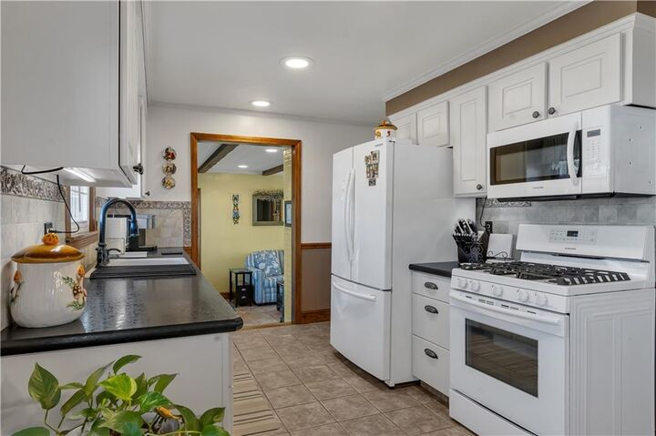 Property Photo:  255 Knollwood Drive  RI 02895 